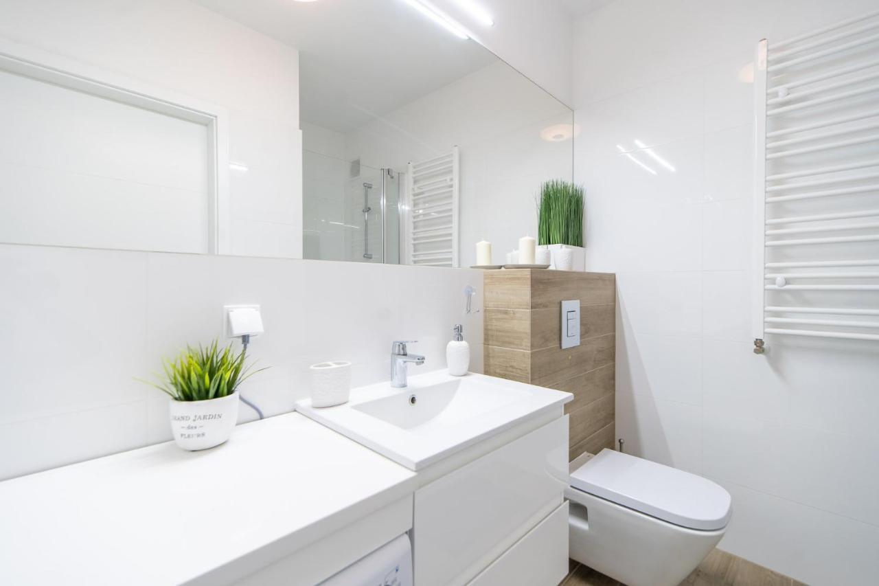 Waterline Apartamenty Колобжег Екстериор снимка