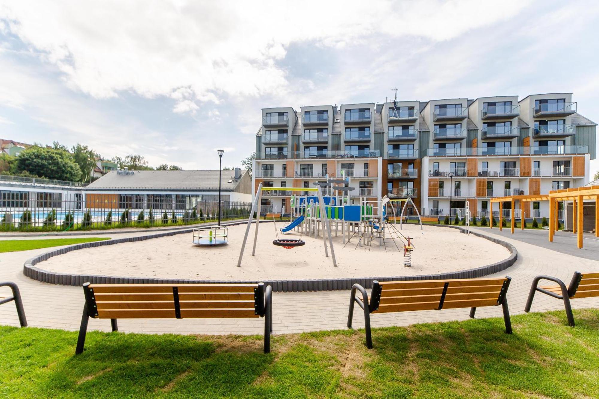 Waterline Apartamenty Колобжег Екстериор снимка